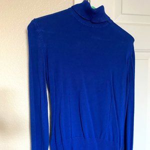 Tribal Blue Turtleneck Medium